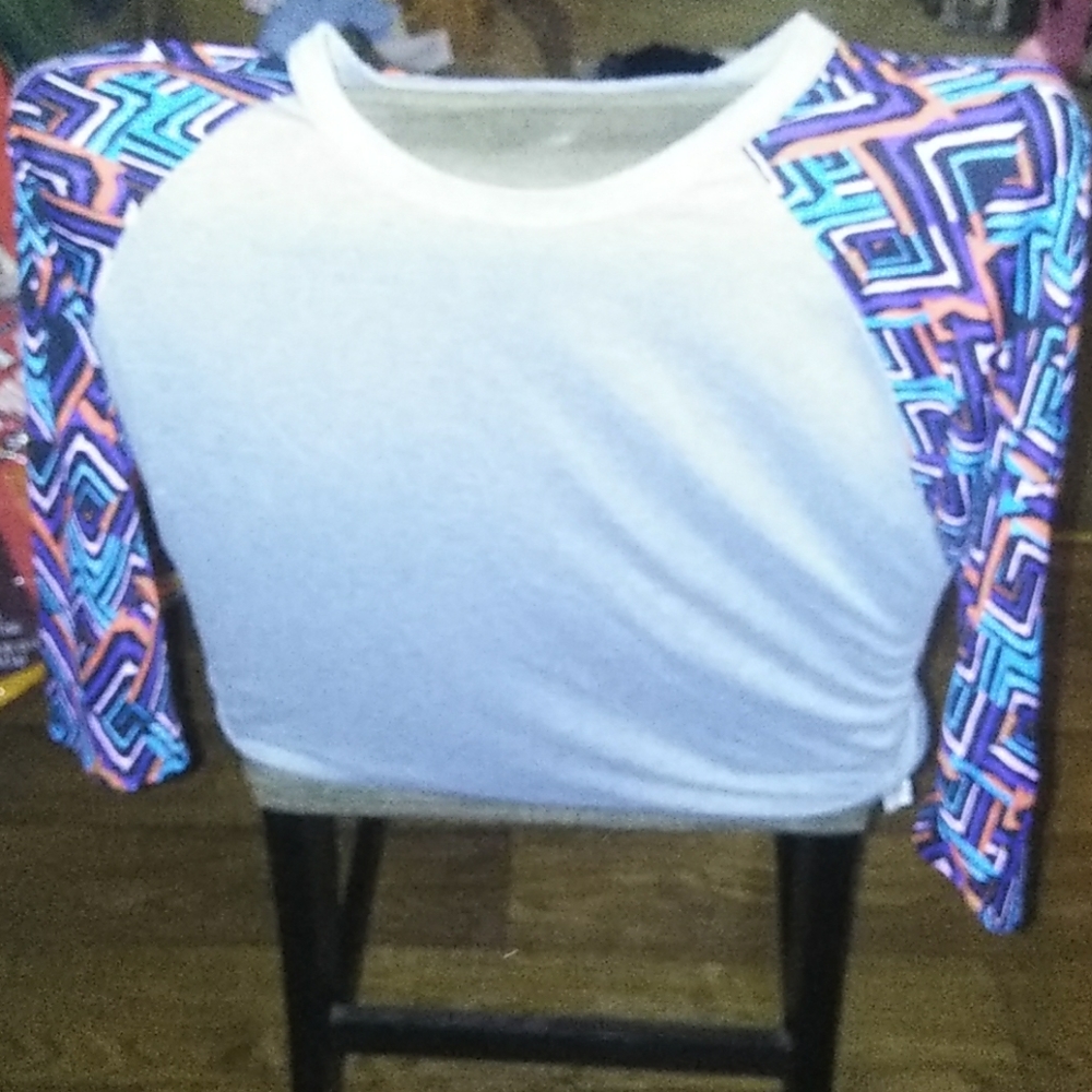 Mid sleeve geometric